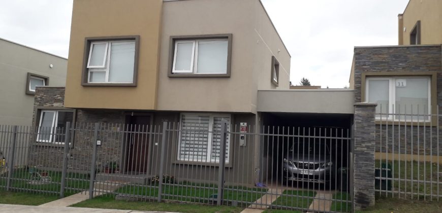 Casa en Barrio Frances