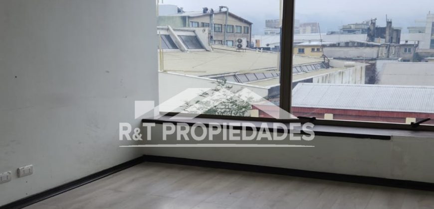 AMPLIA OFICINA EN PLENO CENTRO DE TEMUCO – EDIFICIO ANTUMALAL .