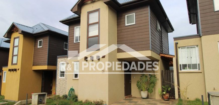 Hermosa y moderna casa en Condominio Hacienda las Mariposas