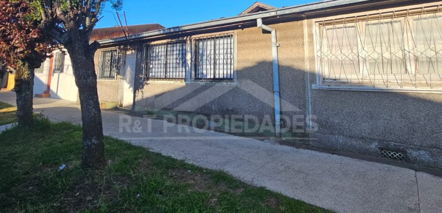 Casa con amplio terreno en barrio Patrimonial