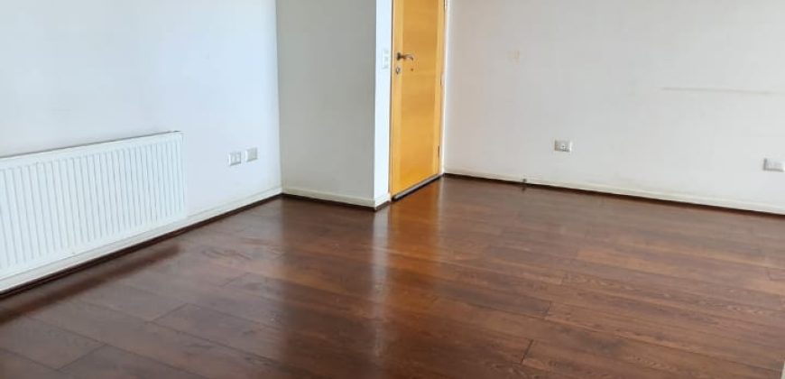 Departamento en edificio Massmann