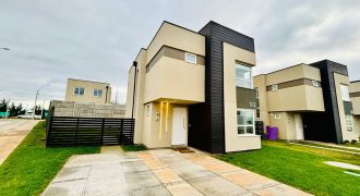 Casa Estilo Mediterráneo Condominio Terranova