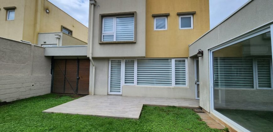 Casa en Barrio Frances